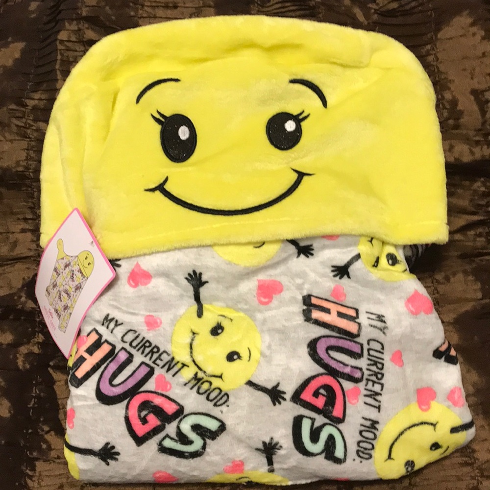 Wearable blanket